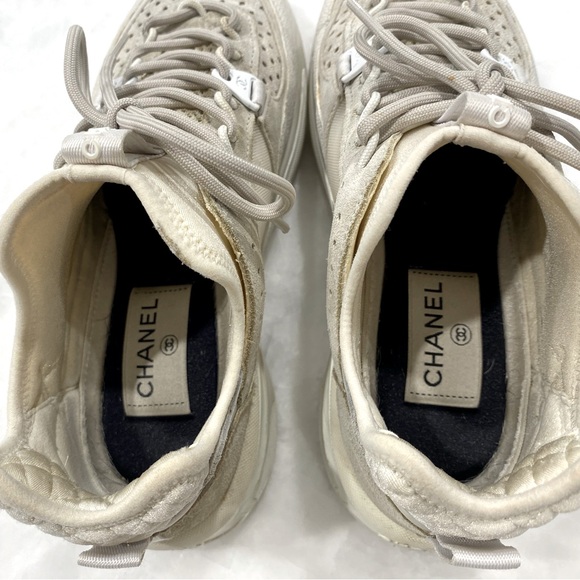 CHANEL Lifestyle Shoes Women's Low-top Gray - Picture 9 of 11